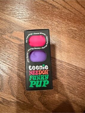 Teenie Needoh Funky Pup